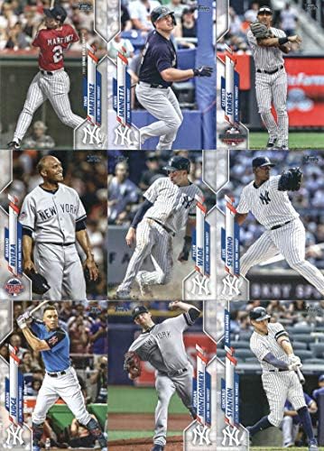2020 Topps Ажурирање на New York Yankees Тим Сет на 15 Картички: Тино Мартинез(U-122), Крис Iannetta(U-133), Gleyber